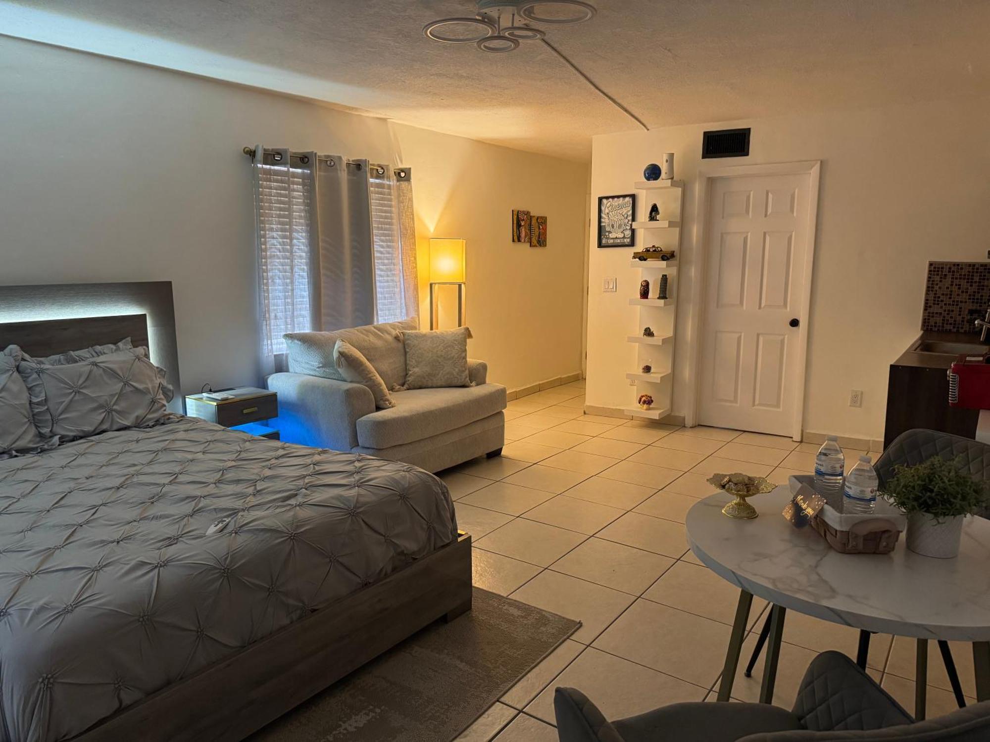 Nuevo Estudio A 5Minutos De Hialeah Park & Casino Buitenkant foto