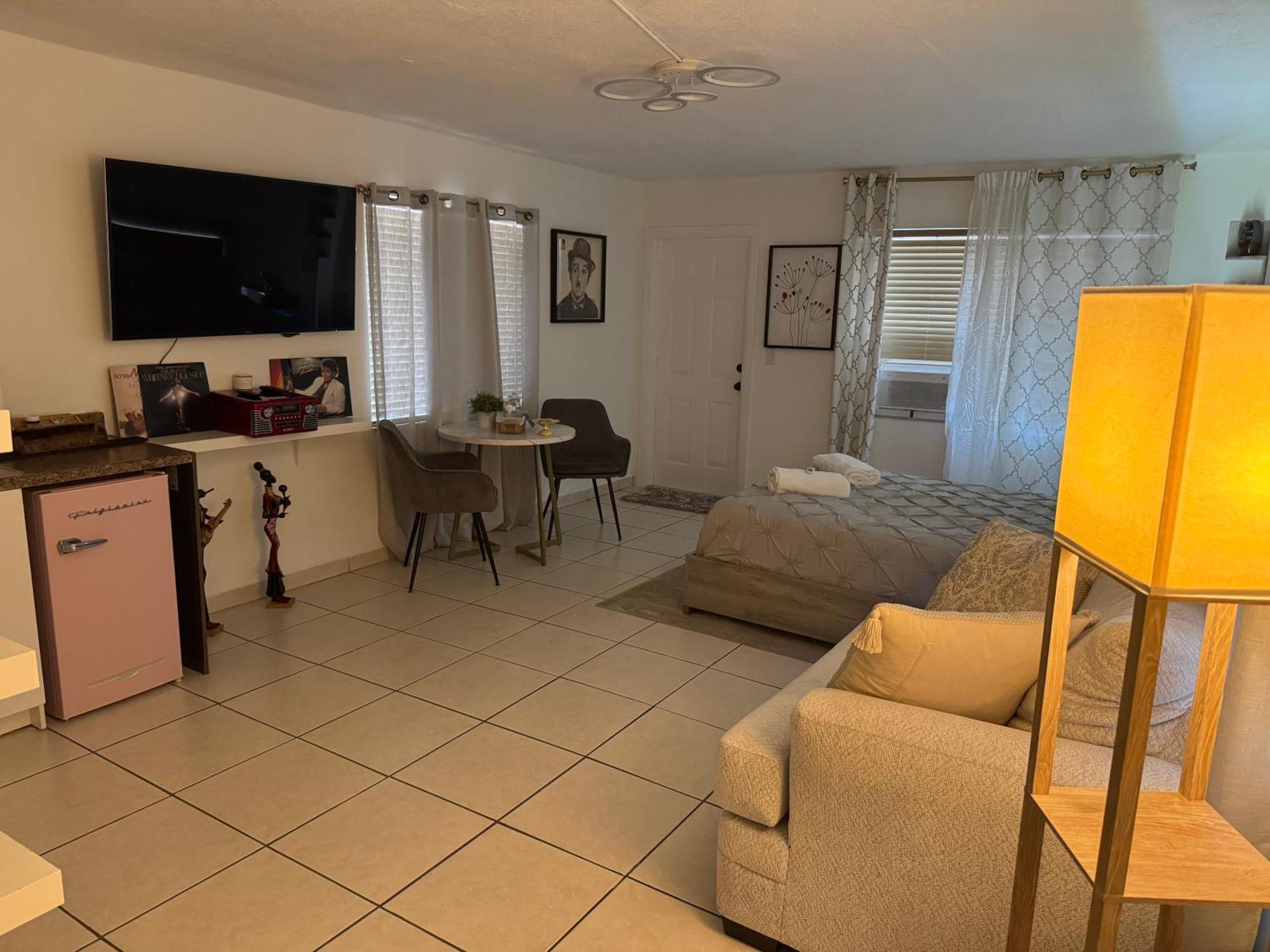 Nuevo Estudio A 5Minutos De Hialeah Park & Casino Buitenkant foto